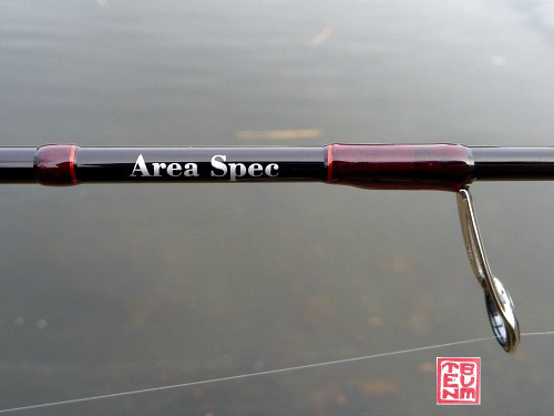 Dark red thread windings on guides