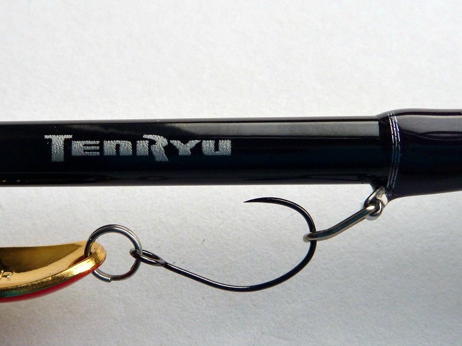 Spoon in hook keeper of Tenryu Spectra spinning rod